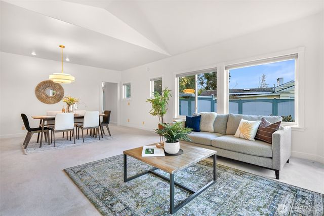 309 Bayside Road, Bellingham, WA 98225