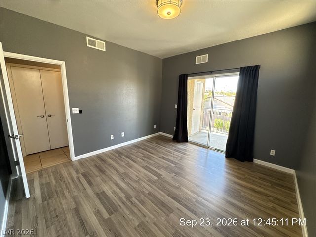 251 South Green Valley Parkway 4722, Henderson, NV 89012