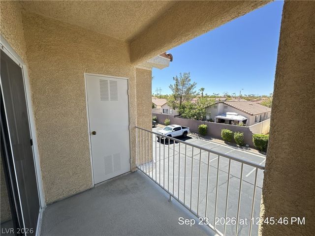 251 South Green Valley Parkway 4722, Henderson, NV 89012