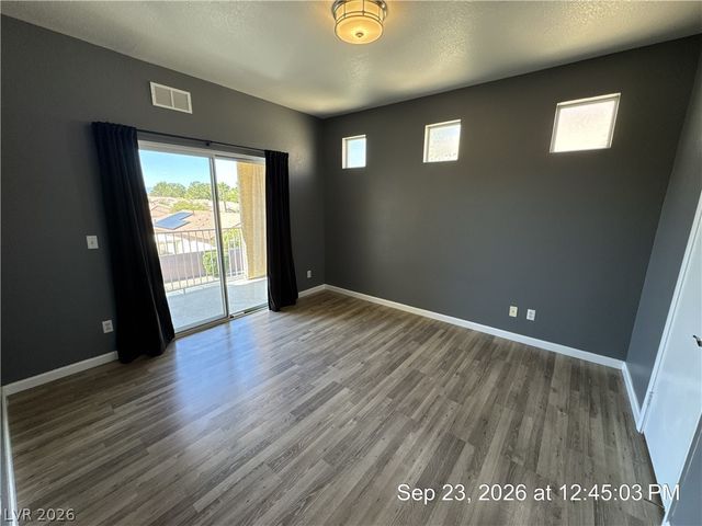 251 South Green Valley Parkway 4722, Henderson, NV 89012