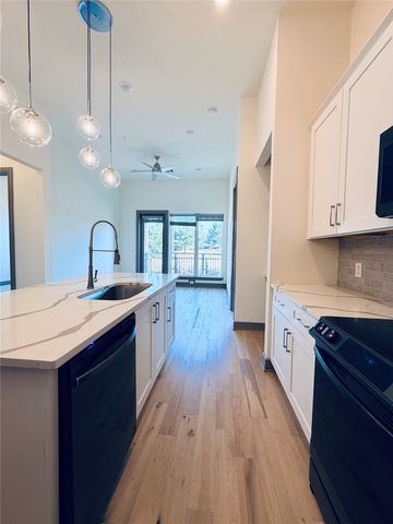 2700 Old Denton Road 1043, Carrollton, TX 75007