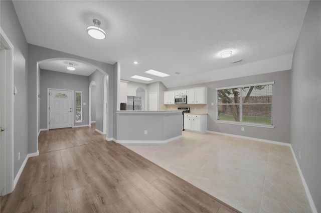22028 Knights Cove Drive, Kingwood, TX 77339