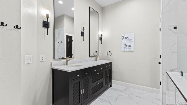 4733 Green Bluff, Schertz, TX 78154