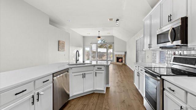 4733 Green Bluff, Schertz, TX 78154