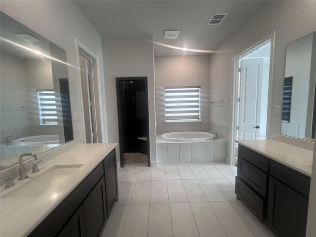 6825 Entwistle Road, Frisco, TX 75034