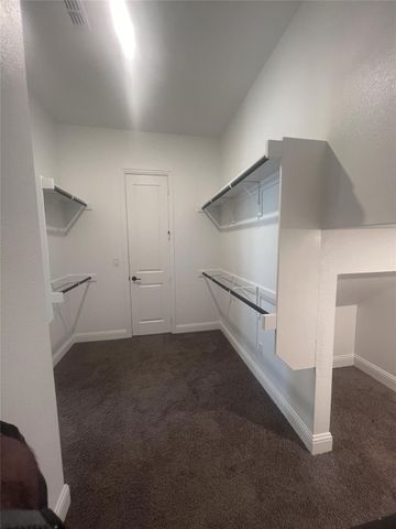 6825 Entwistle Road, Frisco, TX 75034