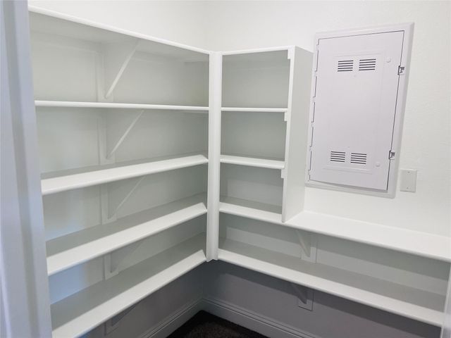 6825 Entwistle Road, Frisco, TX 75034