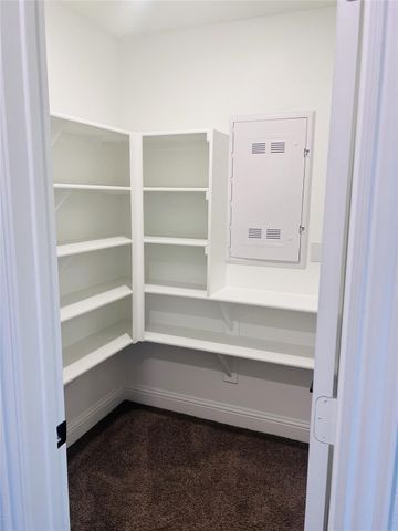 6825 Entwistle Road, Frisco, TX 75034