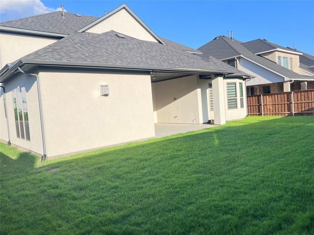 6825 Entwistle Road, Frisco, TX 75034