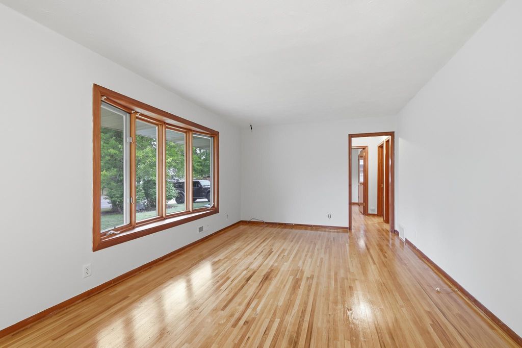 8739 Hadley Avenue S, Cottage Grove, MN 55016 — photo 3