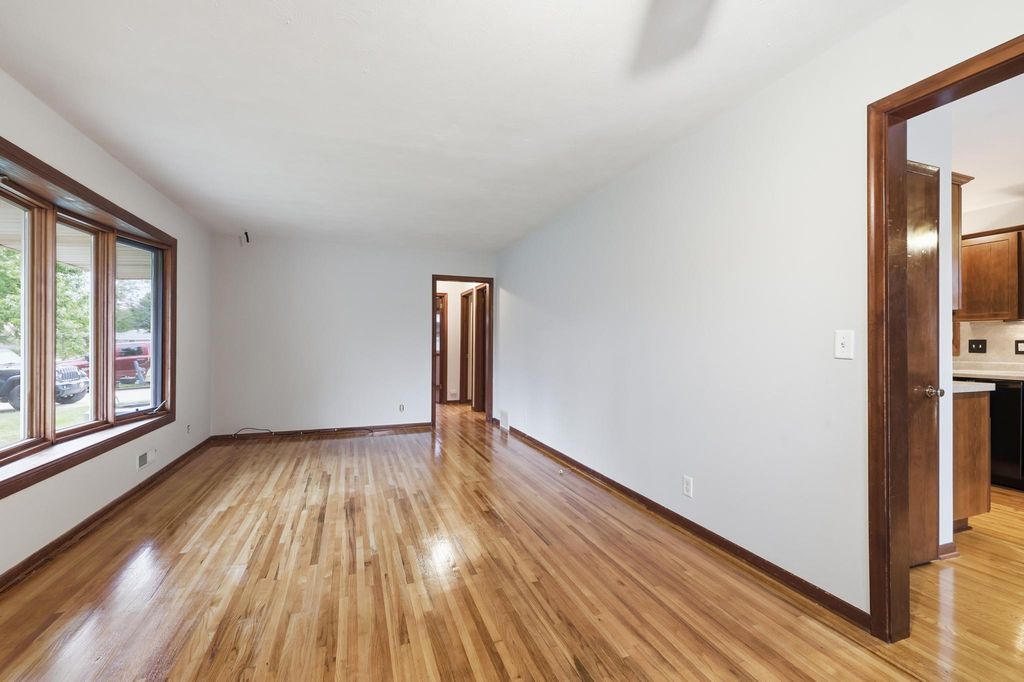 8739 Hadley Avenue S, Cottage Grove, MN 55016 — photo 5