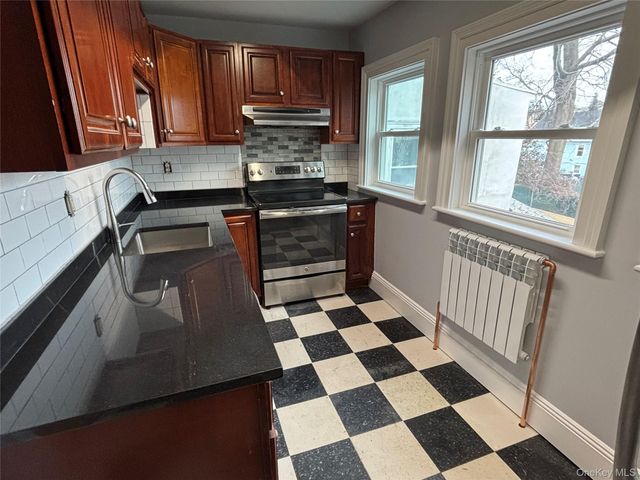 17 Hamilton Avenue, Ossining, NY 10562