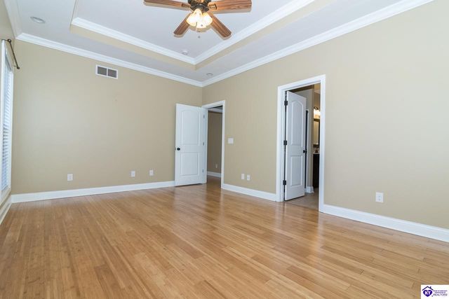 114 Lowball Lane, Vine Grove, KY 40175
