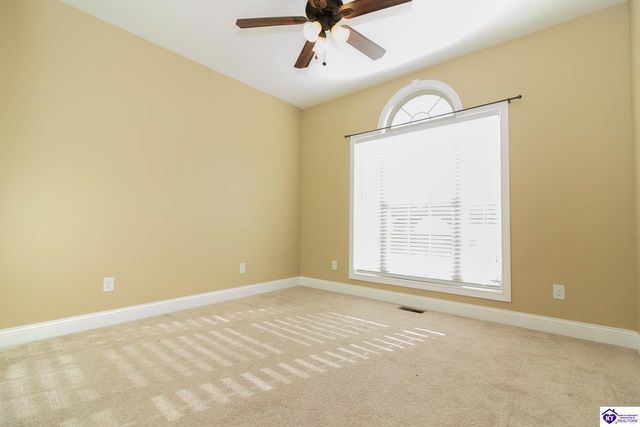 114 Lowball Lane, Vine Grove, KY 40175