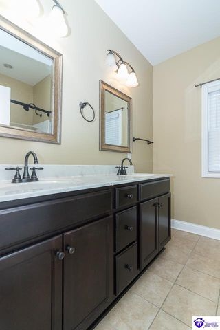 114 Lowball Lane, Vine Grove, KY 40175