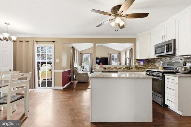 339 SCHOOL HOUSE RD, Williamstown, NJ 08094