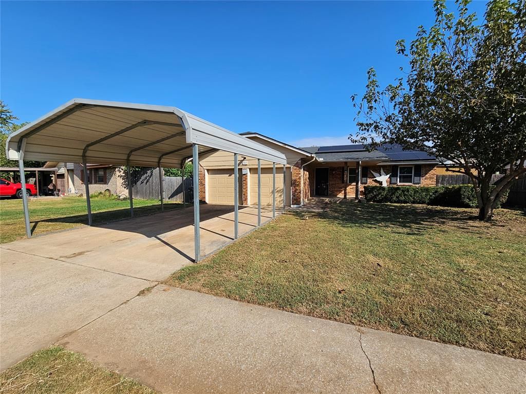 901 SE 12th Street, Moore, OK 73160