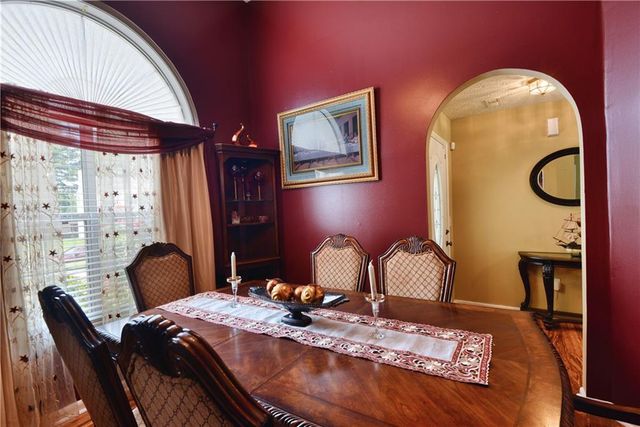 3905 Michaels Creek Way, Loganville, GA 30052