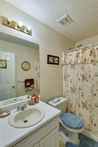3905 Michaels Creek Way, Loganville, GA 30052
