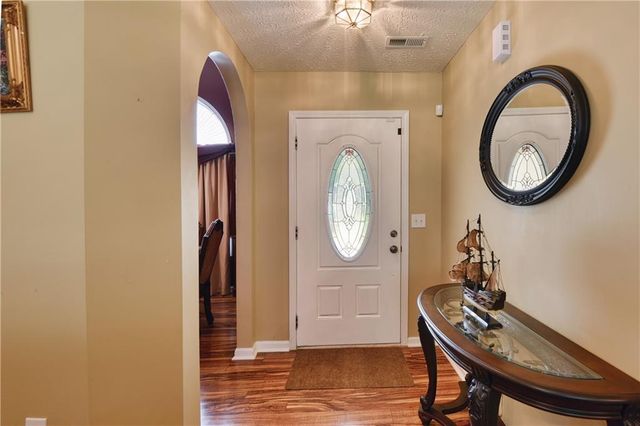 3905 Michaels Creek Way, Loganville, GA 30052