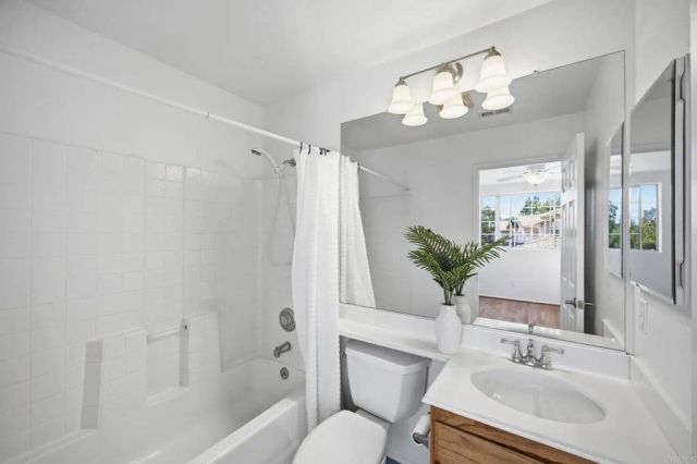 2370 Greenbriar Dr. C, Chula Vista, CA 91915