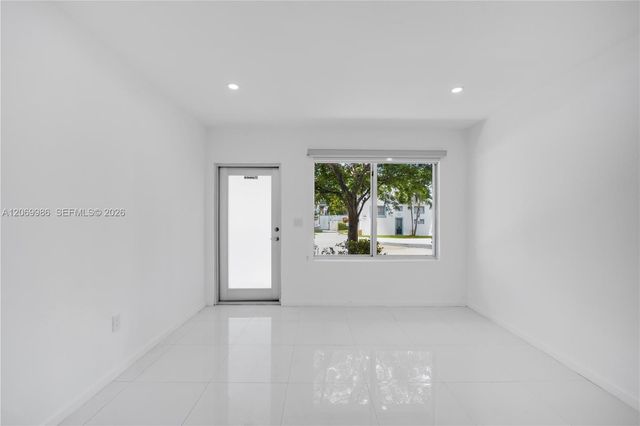 801 15th Street 108, Miami Beach, FL 33139