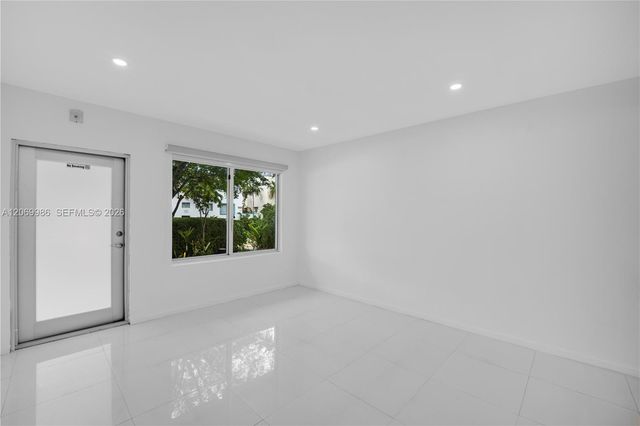 801 15th Street 108, Miami Beach, FL 33139