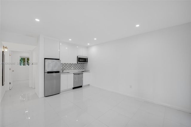 801 15th Street 108, Miami Beach, FL 33139