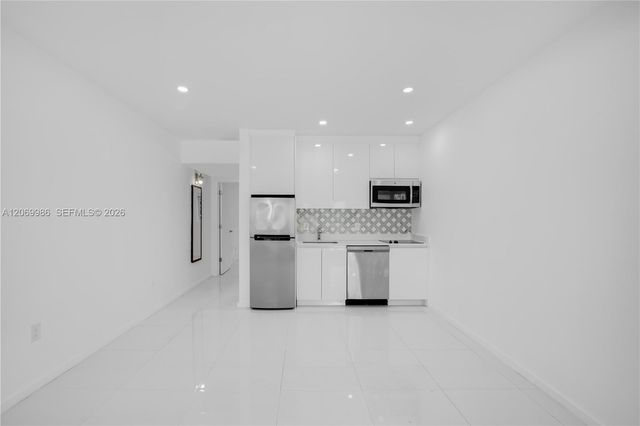 801 15th Street 108, Miami Beach, FL 33139