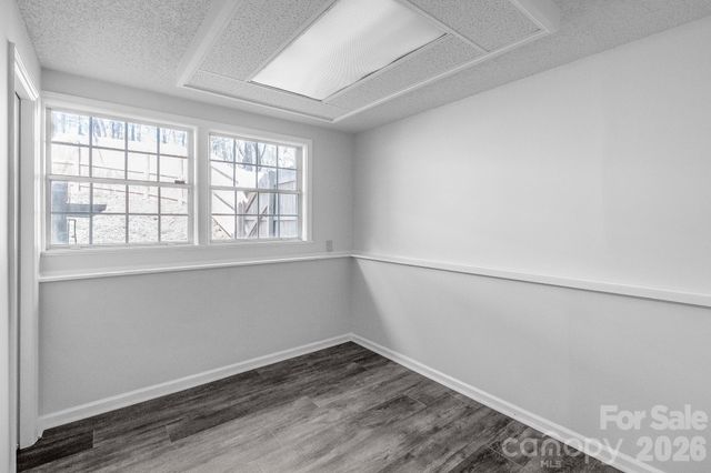 8826 Burnt Umber Drive, Charlotte, NC 28215