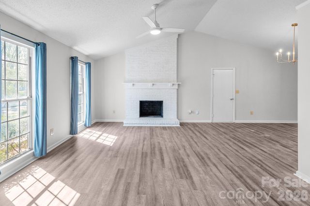 8826 Burnt Umber Drive, Charlotte, NC 28215