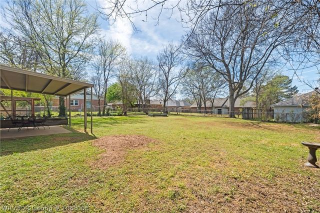 2620 S 57th Street, Fort Smith, AR 72903