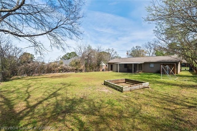 2620 S 57th Street, Fort Smith, AR 72903