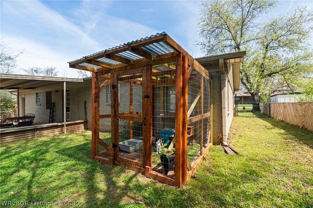 2620 S 57th Street, Fort Smith, AR 72903