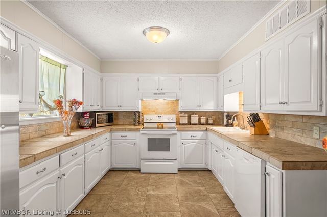 2620 S 57th Street, Fort Smith, AR 72903