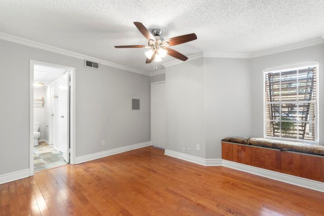 2750 Holly Hall Street 901, Houston, TX 77054