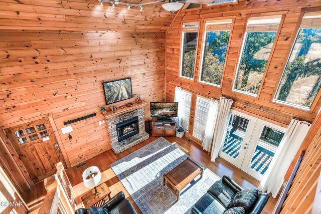2607 Sunset Circle, Sevierville, TN 37862