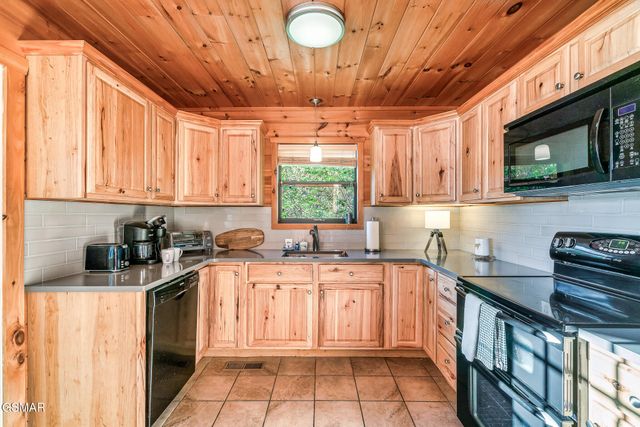 2607 Sunset Circle, Sevierville, TN 37862