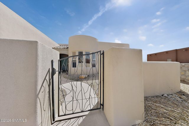 4018 La Purisima Drive, Las Cruces, NM 88011