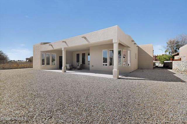 4018 La Purisima Drive, Las Cruces, NM 88011