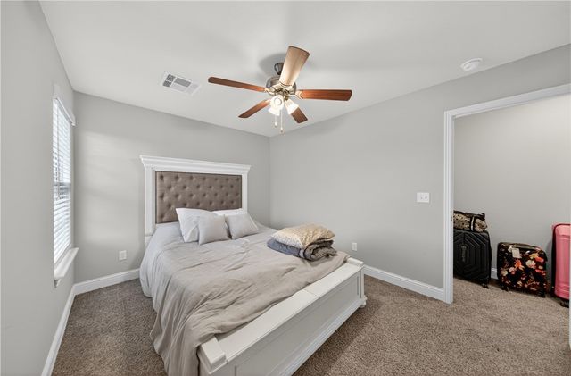 584 Quartz, Springdale, AR 72764