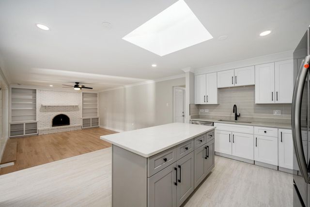 14014 Tod William Drive, Orland Park, IL 60462