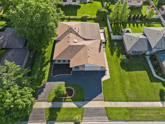 14014 Tod William Drive, Orland Park, IL 60462