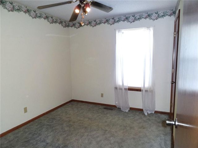 6807 Orchard Street, Liberty, MO 64068