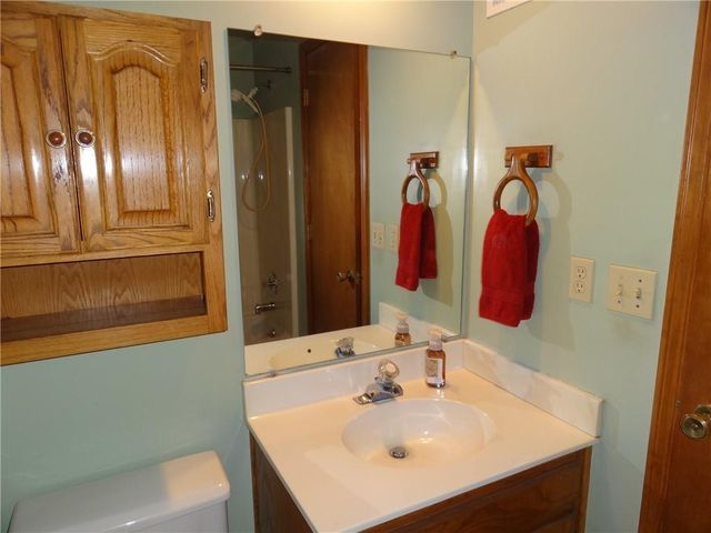 6807 Orchard Street, Liberty, MO 64068