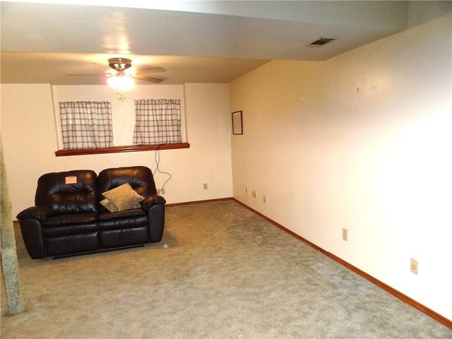 6807 Orchard Street, Liberty, MO 64068