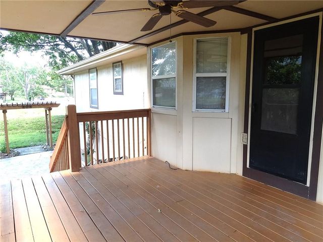 6807 Orchard Street, Liberty, MO 64068