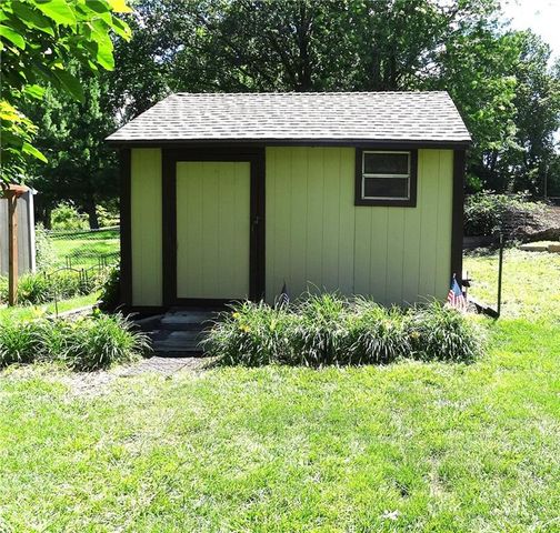 6807 Orchard Street, Liberty, MO 64068