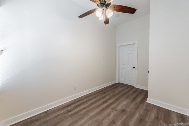 924 W Kings Hwy Apt 1, San Antonio, TX 78201