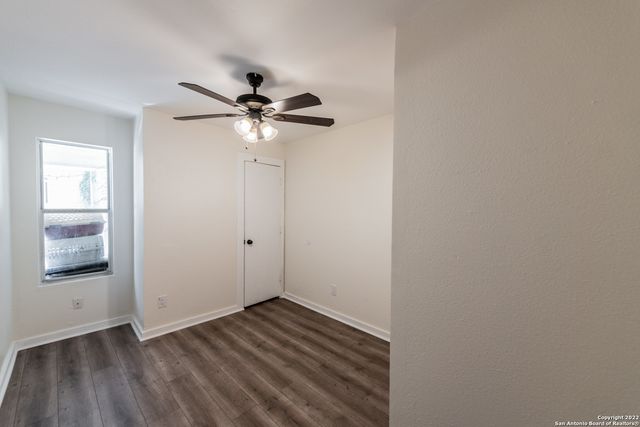 924 W Kings Hwy Apt 1, San Antonio, TX 78201